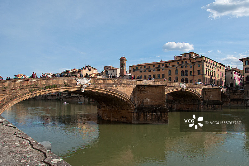 圣三一桥图片素材