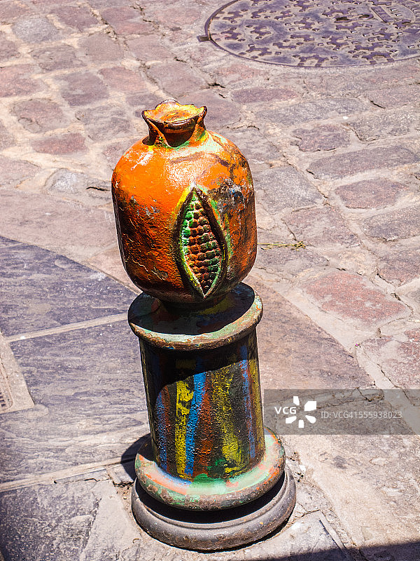 圣奥古斯丁格拉纳达的彩绘石榴柱图片素材