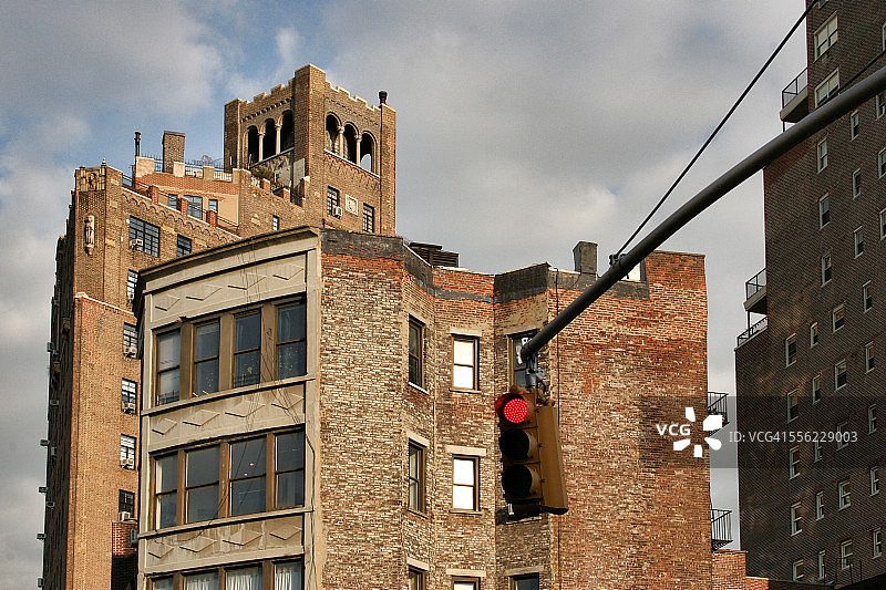 纽约市西村的红色交通灯图片素材