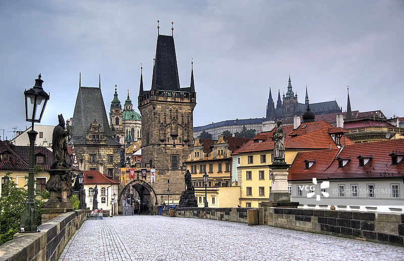 布拉格老城、城堡和查理大桥图片素材