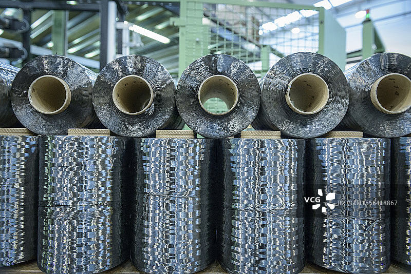 碳纤维工厂中的碳纤维图片素材