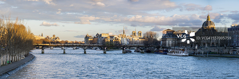 艺术桥和西岱岛图片素材