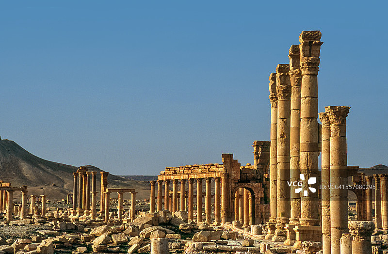 叙利亚巴尔米拉中央 колонnade图片素材