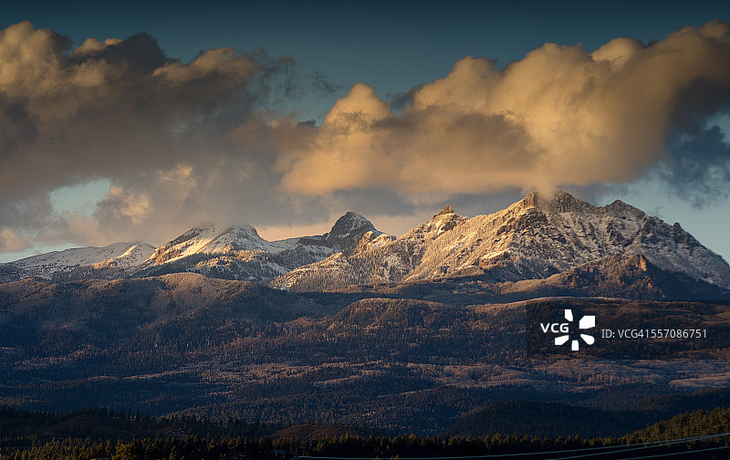 点亮顶部图片素材