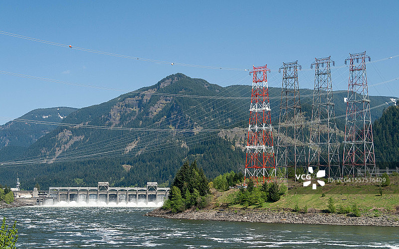 华盛顿州/俄勒冈州博纳维尔水坝图片素材