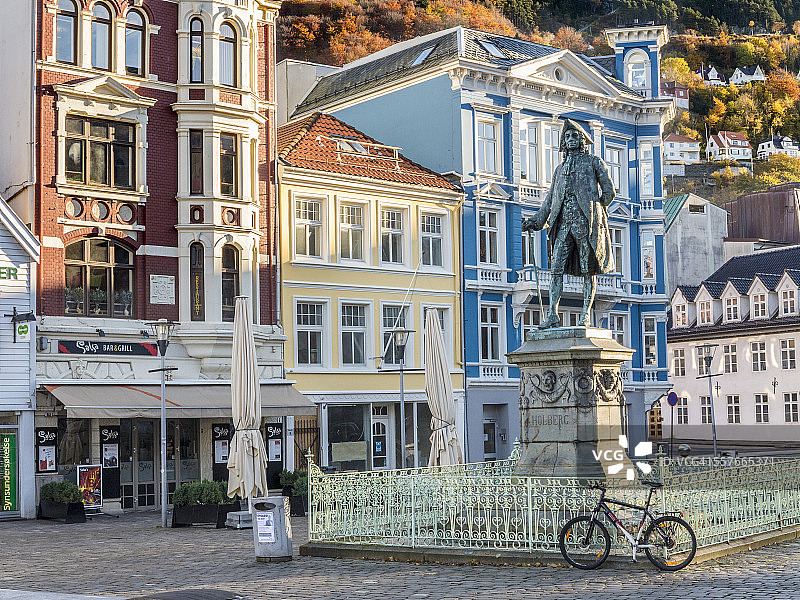 卑尔根霍尔堡雕像图片素材