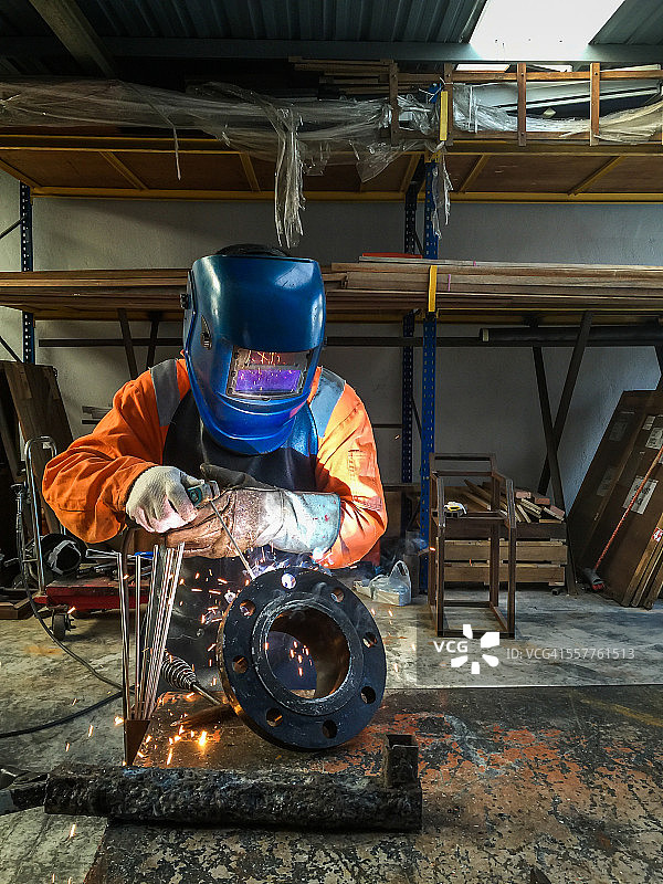 焊接接头图片素材