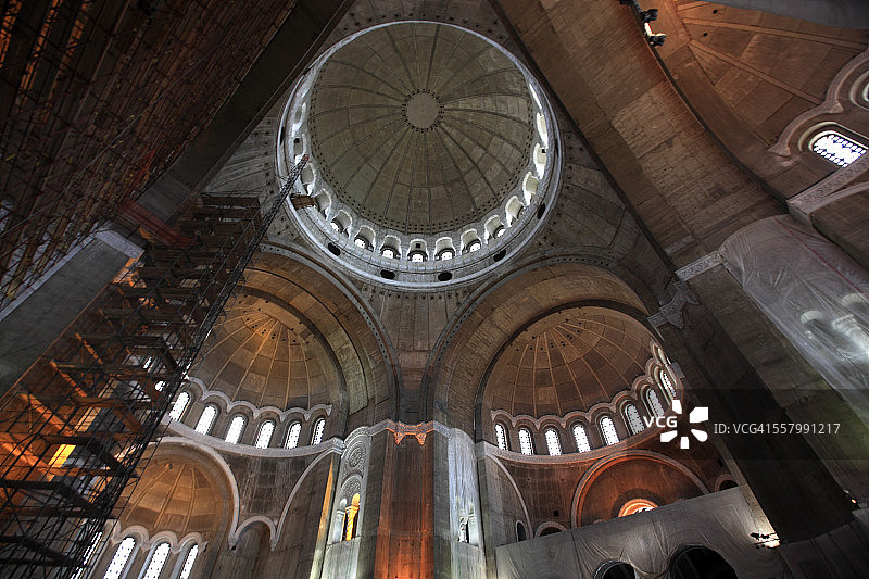圣萨瓦教堂内部图片素材