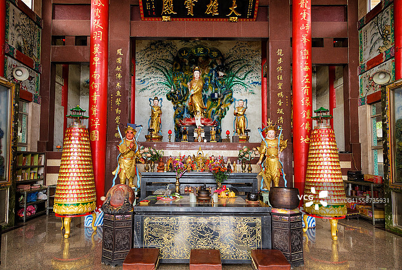 中国台湾台东寺庙内部图片素材