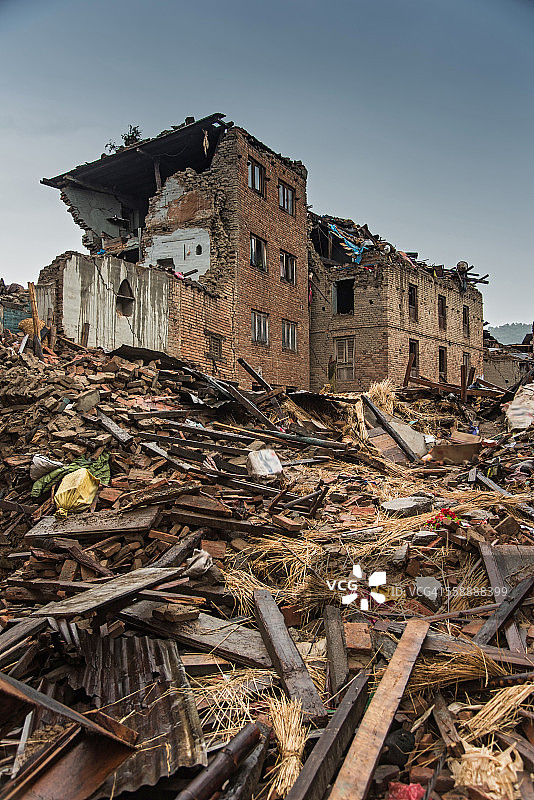 加德满都桑库村的倒塌建筑图片素材