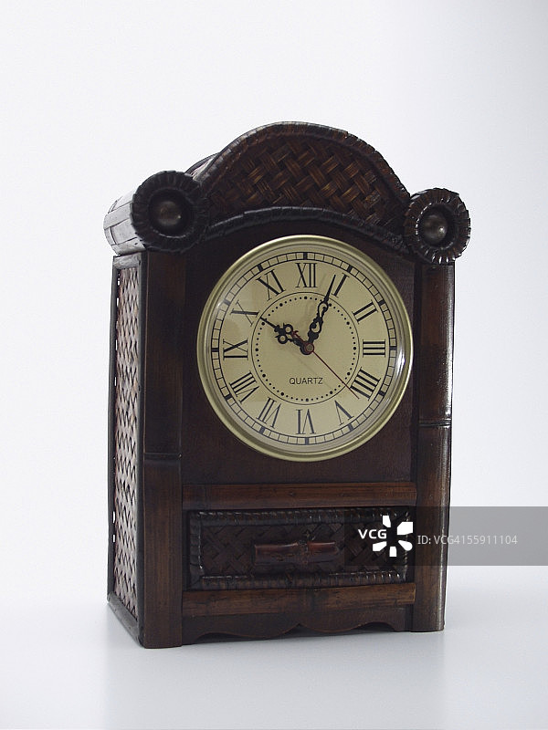 古董木钟的特写图片素材