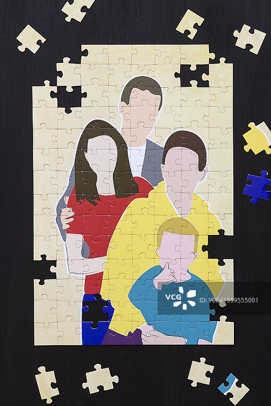 继父继母家庭拼图图片素材