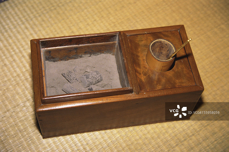 木炭火盆图片素材