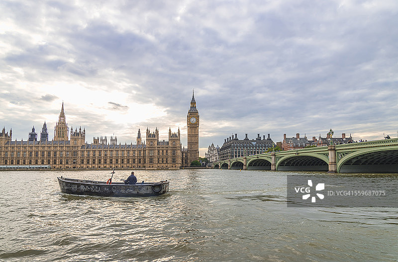 船与大本钟图片素材