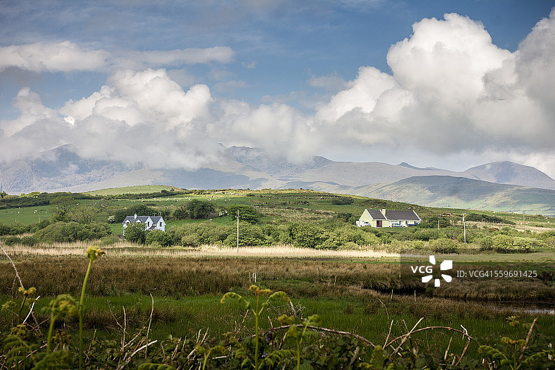 丁格尔路向下图片素材