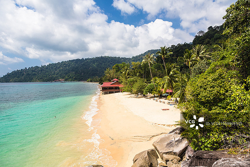 马来西亚刁曼岛的荒芜海滩图片素材