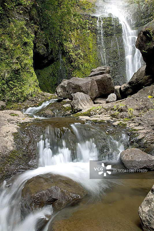 夏威夷毛伊岛：威陆亚瀑布风光图片素材