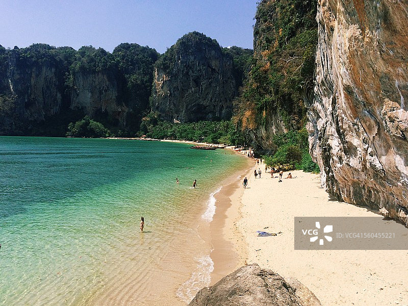泰国甲米Tonsai海滩高角度景观图片素材
