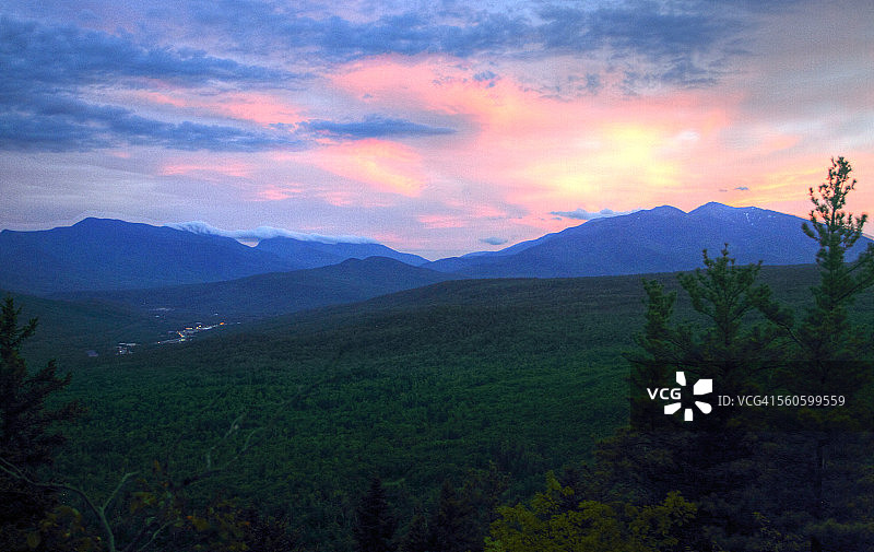 森林日落图片素材