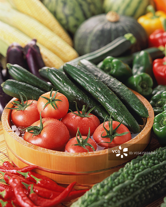 竹筒什锦蔬菜图片素材