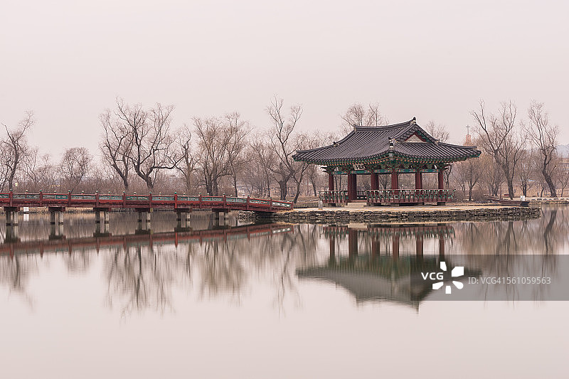 宫南池图片素材