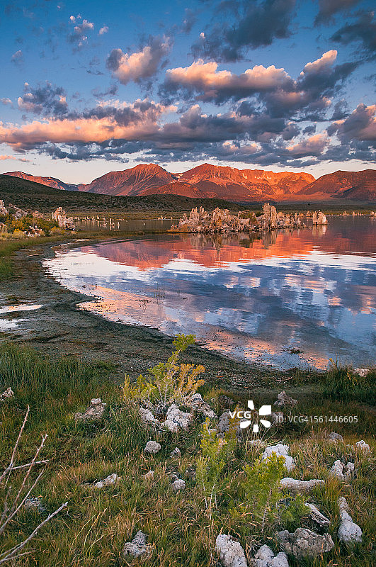 莫诺湖的日出图片素材