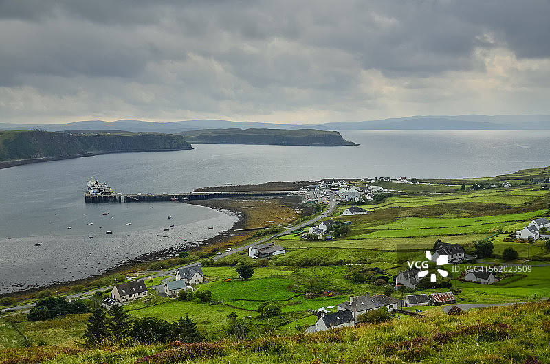 斯凯岛的尤伊格湾和渡轮图片素材