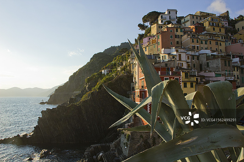 里奥马焦雷的日落光图片素材