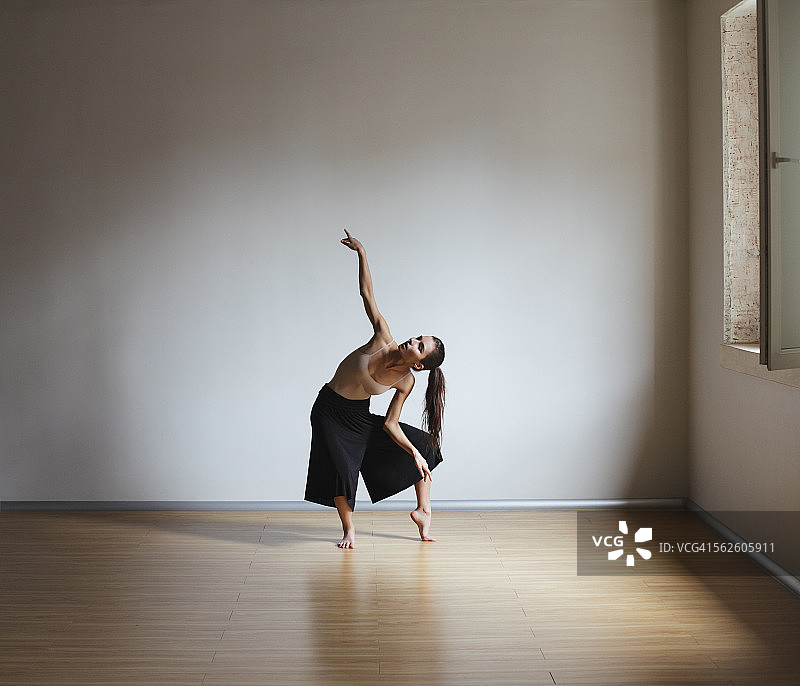 现代舞者图片素材