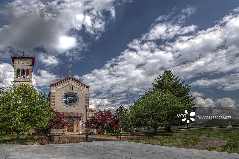 荒地的圣玛丽教堂图片素材