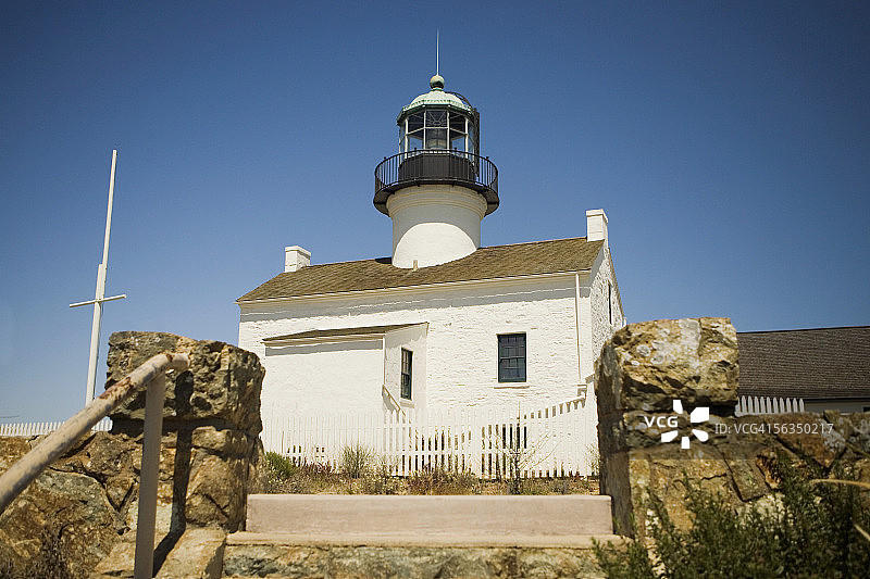 美国加利福尼亚州圣地亚哥洛马角灯塔仰视图图片素材