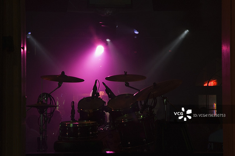 酒吧里的爵士乐队图片素材