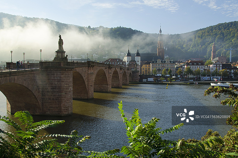 海德堡上的薄雾图片素材