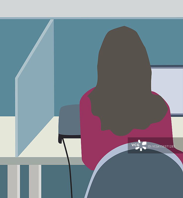 坐在办公室隔间里的女商人背影图片素材