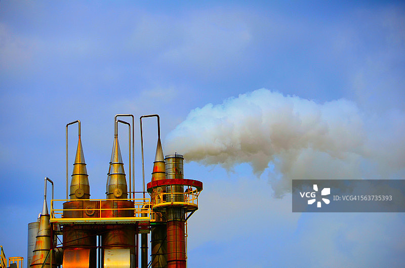 工厂烟囱图片素材