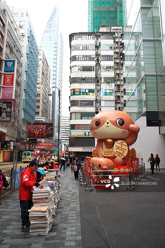 香港九龙的报纸销售员图片素材