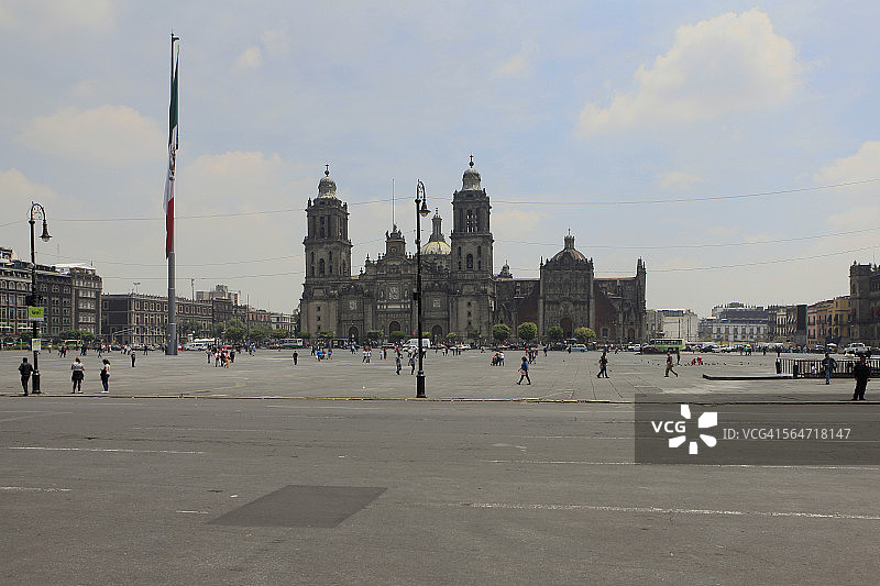 索卡洛广场的大都会大教堂图片素材