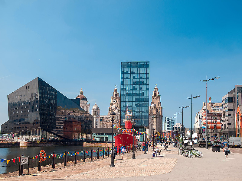 利物浦港和海滨街图片素材