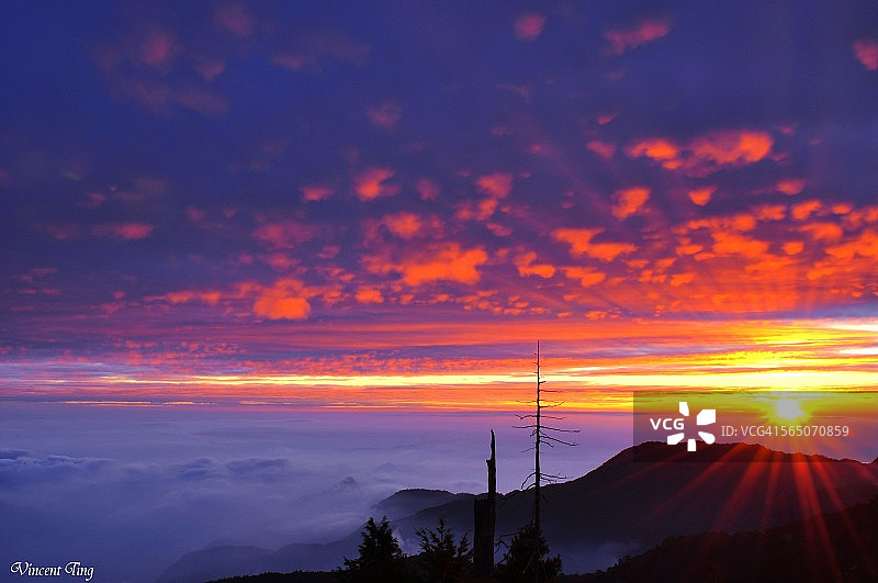 中国台湾大雪山的日落图片素材