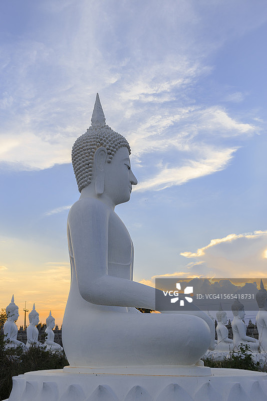 泰国沙缴府佛像图片素材