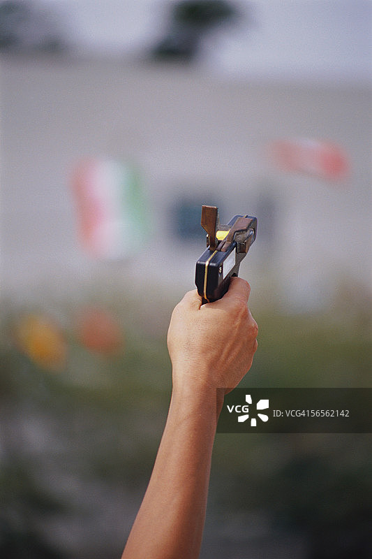 学校运动会发令枪响图片素材