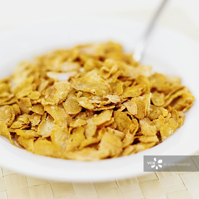 一碗玉米片的特写图片素材
