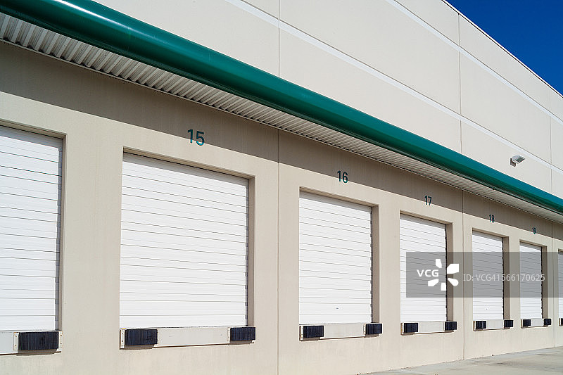 工业装货码头图片素材