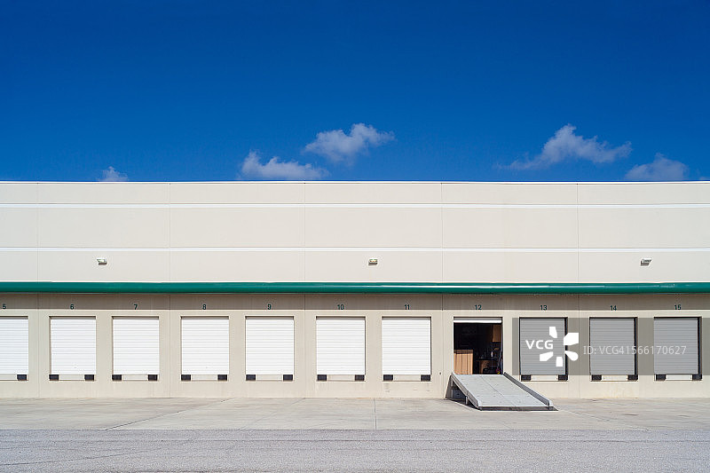 工业装货码头图片素材