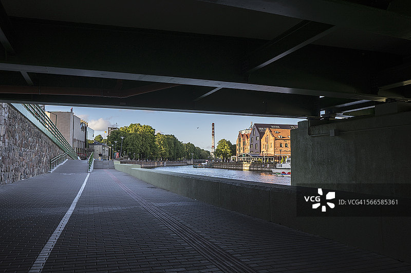 桥下的图片素材