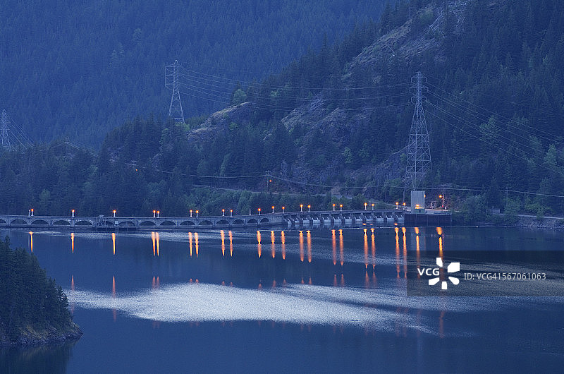 迪亚布洛湖和迪亚布洛大坝图片素材