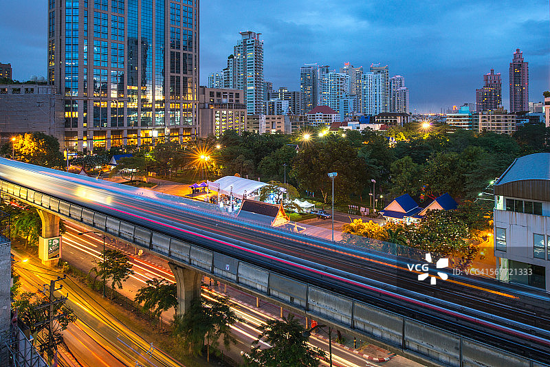 曼谷的空中列车图片素材
