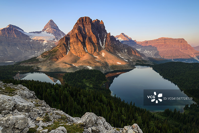 阿西尼博因山省立公园日出图片素材