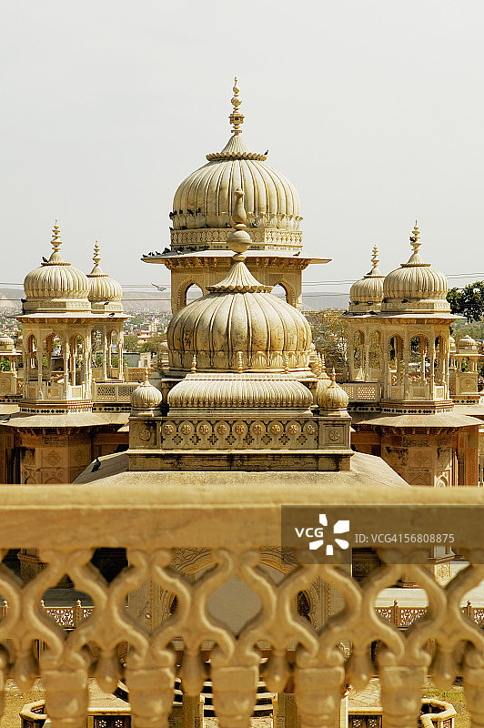 从阳台上看到的宫殿圆顶，斋浦尔皇家盖托，拉贾斯坦邦，印度图片素材
