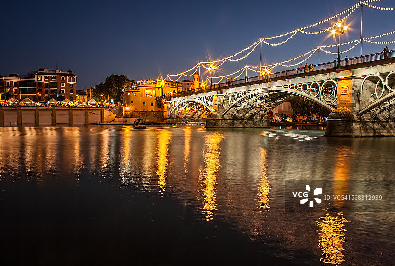 塞维利亚城市之夏图片素材